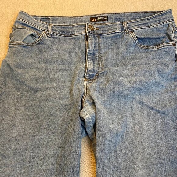 Wrangler Women's Jeans Size 18 Short Light Wash Straight Leg - Picture 6 of 10